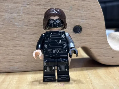 LEGO 76354 Marvel S.H.I.E.L.D. Helicarrier Winter Soldier Minifigure