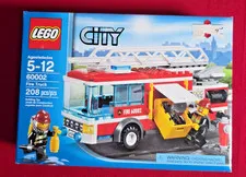 ▰▰  RETIRED 2013 ▰▰ LEGO City 60002 FIRETRUCK NEW Sealed Firefighter READ NOTES