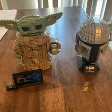 LEGO Star Wars Grogu Plus Mandolorian Helmet LEGO With Grogu Plate