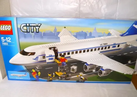 LEGO City Passenger Plane 7893 In 2006 New Retired