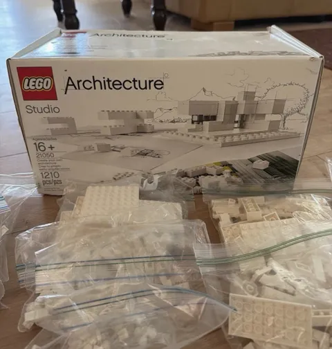 LEGO ARCHITECTURE: Architecture Studio (21050)