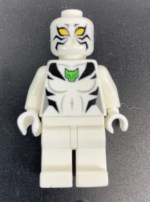LEGO Marvel Super Heroes White Tiger Minifigure sh287 76059 (Missing Hair)