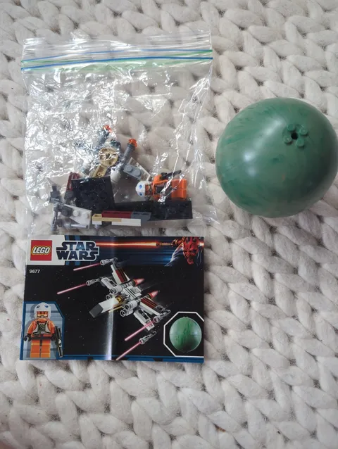 LEGO Star Wars: X-Wing Starfighter & Yavin 4 (9677)