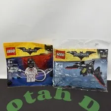 Lego Lot Kiss Kiss Tuxedo Batman Keychain Mini Bat Wing Polybag 2017 Retired