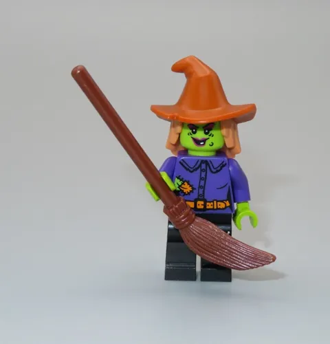 LEGO Wacky Witch with broom minifigure Halloween 853607