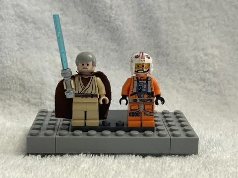 LEGO Star Wars Old Obi-Wan Kenobi, Luke Skywalker Pilot Minifigures 