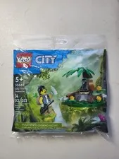 LEGO City: Baby Gorilla Encounter (30665) - New in Polybag Free Shipping