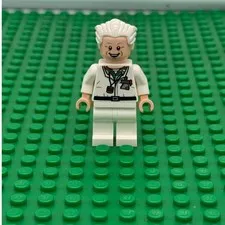 LEGO Doc Brown Minifigure Back to the Future White Radiation Suit 21103 BTTF
