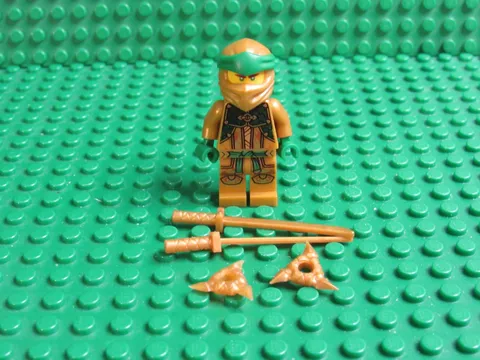 Lego Ninjago Minifigure NJO0790 Lloyd Golden Ninja Core 71781 HG33