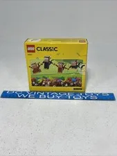 LEGO CLASSIC: Creative Monkey Fun (11031)