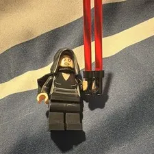 LEGO Star Wars Minifigure Hooded Figure w/ Black Cape & Red Lightsaber