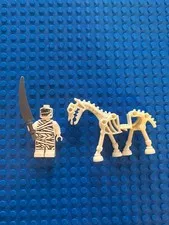 LEGO Skeleton White Horse & Mummy Minifigure Glow In Dark 59228 mof001 Set 9462
