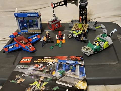 Lego Spiderman Lot 1 Complete Set, And 1 Incomplete Set.