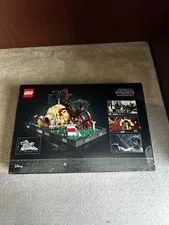 LEGO Star Wars: Dagobah Jedi Training Diorama (75330)