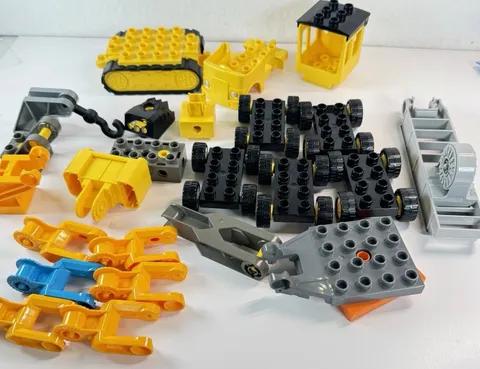 Lego Duplo Construction Parts Lot 27 Tracks Treads Wheels Cars Cabin Pieces