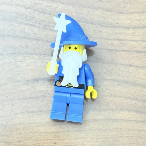 Lego Minifigure 1990s Castle Dragon Knights Majisto Wizard,