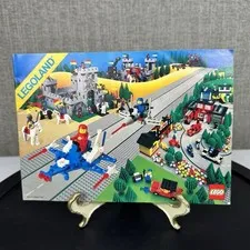 LEGO 1984 1985 Product Catalog Booklet Pamphlet Parts Space Town Castle Legoland