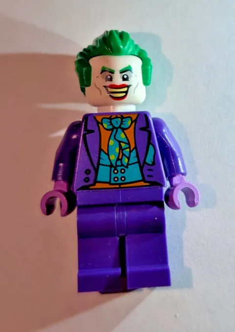 LEGO Joker Minifigure sh0901 Azure Vest DC Super Heroes SWAPPED Lavender Hands