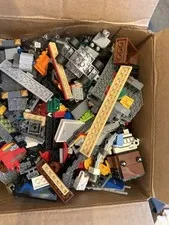 6 LBS Authentic LEGO Bulk Lot Minifigs Baseplates Wheels Star Wars Batman Parts