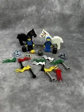 Vintage Lego castle night horse Kings Castle flags mini figures replacement