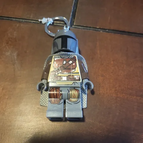 LEGO Star Wars - The Mandalorian Keychain Light LED Lite - 3” Minifigure - NEW