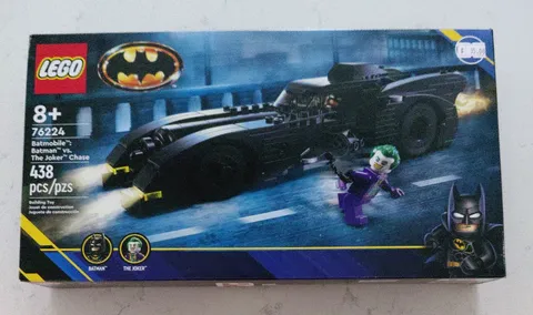 LEGO Super Heroes: 76224 Batmobile: Batman vs The Joker Chase  Brand New Sealed