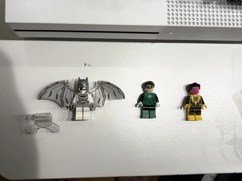 LEGO Marvel Space Batman sh0146, Green Lantern sh0145, Sinestro sh0144 76025-1