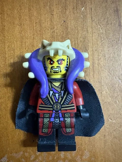Lego Ninjago Master Chen Minifigure njo126 Enter the Serpent Purple Cape