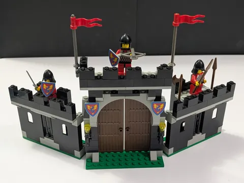 Vintage Lego Castle Set 6059 Knight's Stronghold