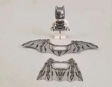 LEGO Space Suit Batman Minifigure 76025 DC Superhero Justice League