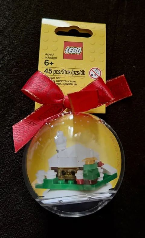 LEGO Christmas Ornament Winter Hut Holiday 850949 Red Gold Bow