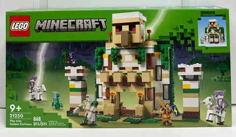 LEGO Minecraft The Iron Golem Fortress 21250 868 pcs Retired NEW