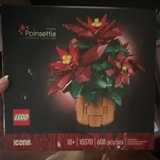 LEGO Icons Botanical Collection Poinsettia 10370 608pcs 18+ Brick Separator