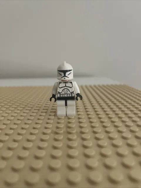 LEGO Star Wars Clone Trooper Phase 1 Minifigure Clone Wars Large Eyes sw0201