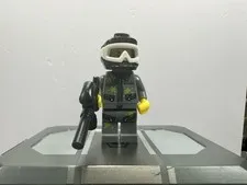 Lego Minifigures Paintballer Guy Series 10, Used but in Amazing Condition