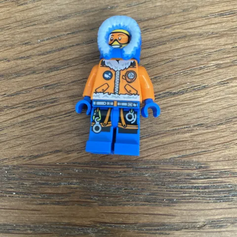 Minifigure LEGO Arctic Explorer Male with a Smile