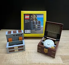 LEGO Treasure Chest Promotional Complete Set of 2 pirates