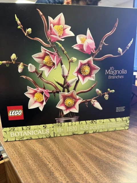 LEGO® Botanicals Magnolia Branches (11510) New Sealed
