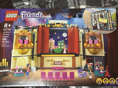 LEGO Friends: Andrea's Theater School (41714) Muppet Theater Possibility! LOOK!!