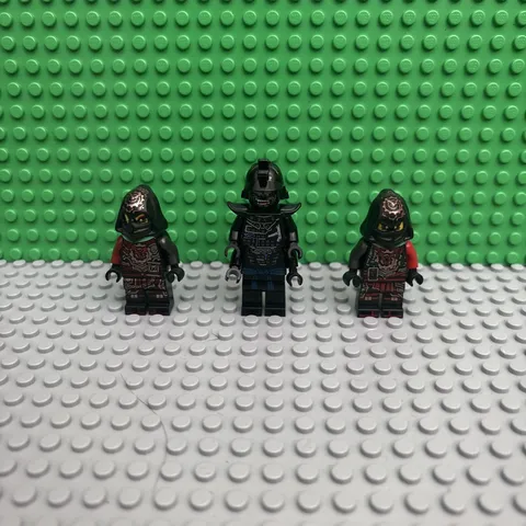 LEGO Acronix and Krux minifigures with Garmadon! 100% authentic Lego￼