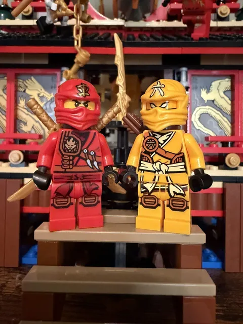 LEGO Ninjago Skylor and Kai Jungle Robe Bundle Tournament of Elements