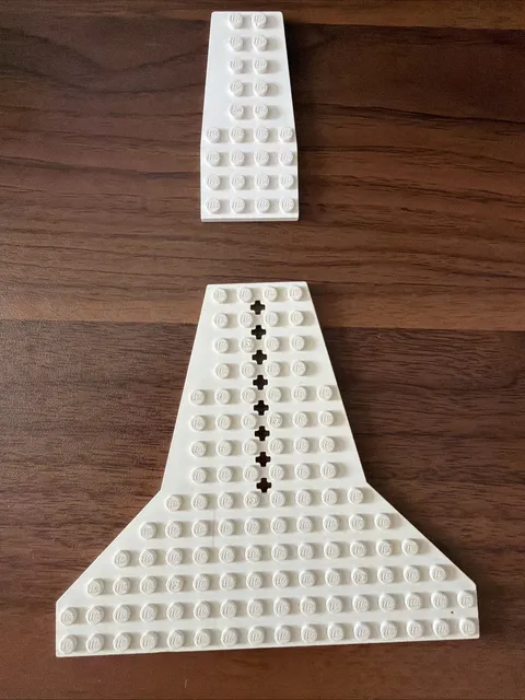 LEGO Minifigure White Wedge Base Building Plate 16 x 14 Shuttle Space Part With