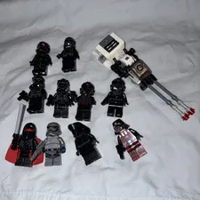 LEGO Star Wars Minifigure Lot w/ Weapons, Accessories, Build, & more