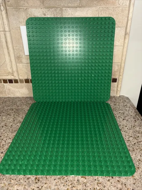 2x LEGO Duplo Green Baseplates 15x15 Inches VTG Good Shape Basics 160