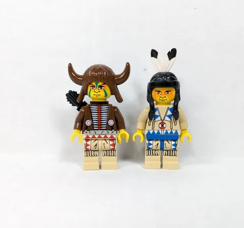 Vintage Lego Western Minifigures Native American Tom O'Hawk Medicine Man