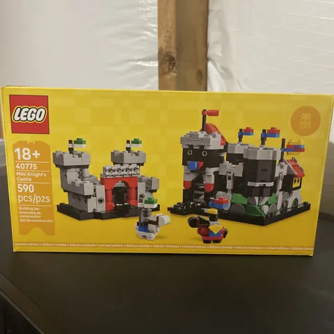NEW SEALED LEGO 40775 Mini Knight’s Castle Limited Edition 590pcs