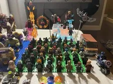 LEGO Marvel Minifigures and Hulkbuster Lot