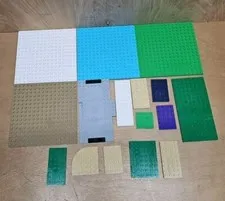 LOT OF 16 Lego Base Plates (4) 16x16 (1) 8x16 (3) 4x8 (1) 4x12 (3) 4×6 (4) Misc