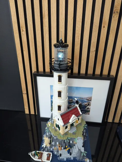 Complete LEGO Ideas Motorized Lighthouse