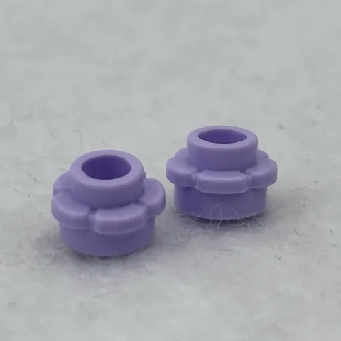 LEGO 24866 Lavender Plate, Round 1 x 1 with Flower Edge (5 Petals) (x2)